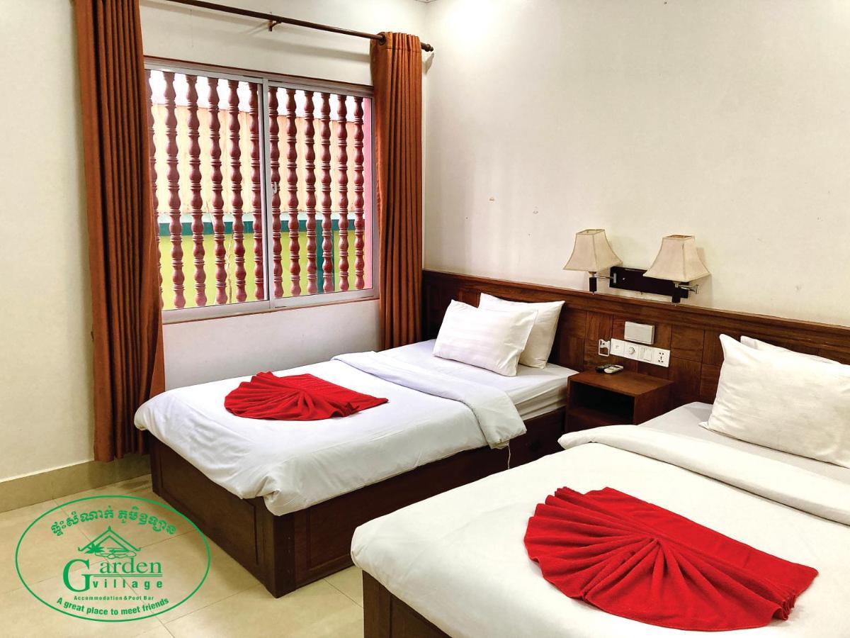 Garden Village Guesthouse & Pool Bar Sziemreap Kültér fotó