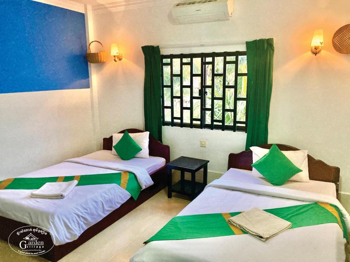 Garden Village Guesthouse & Pool Bar Sziemreap Kültér fotó