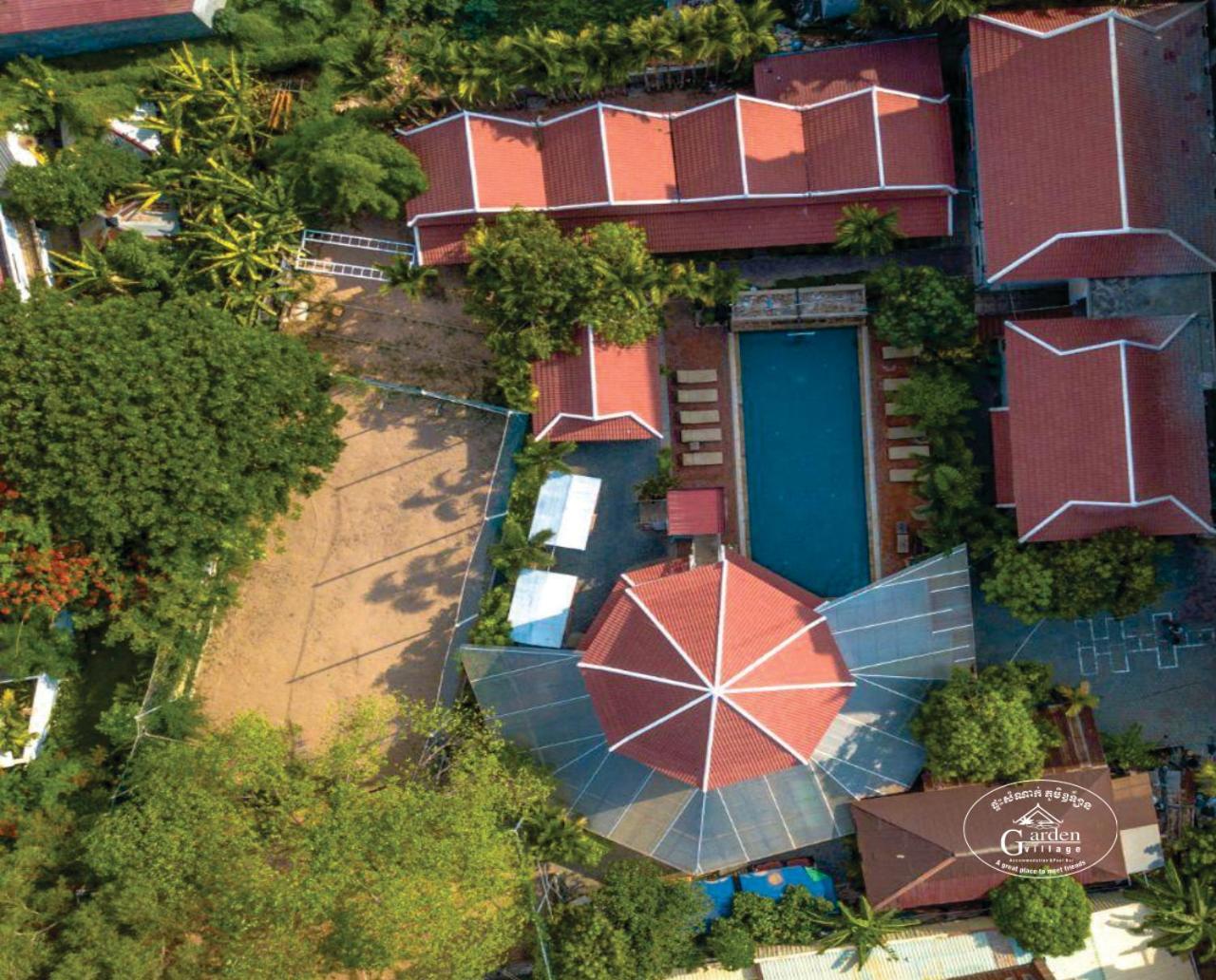 Garden Village Guesthouse & Pool Bar Sziemreap Kültér fotó