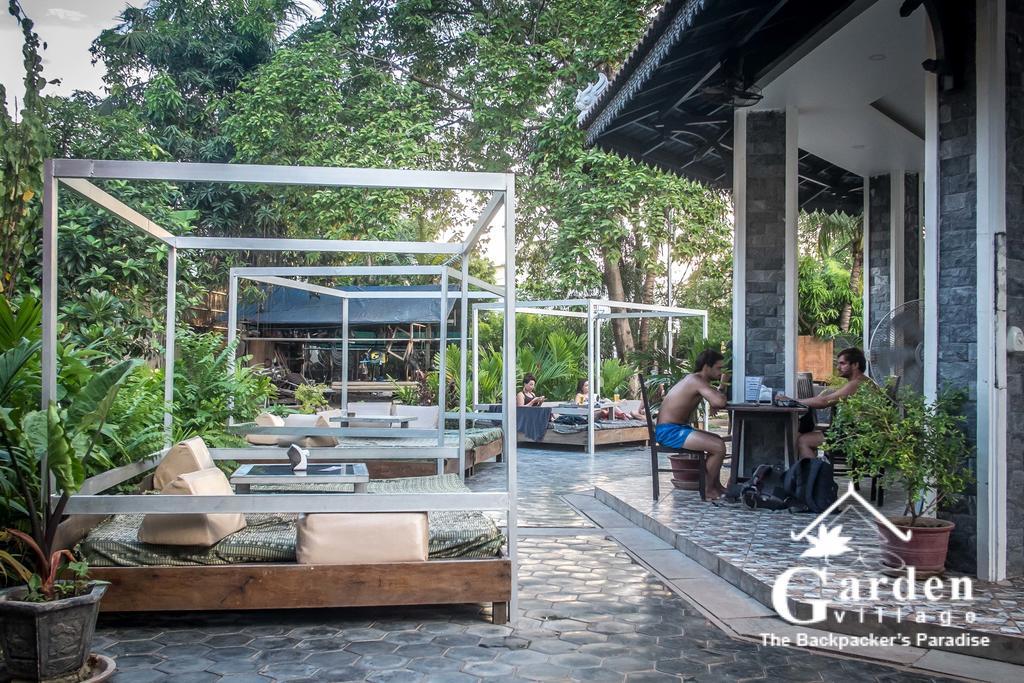 Garden Village Guesthouse & Pool Bar Sziemreap Kültér fotó